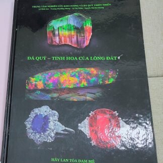 Đá Quý Tinh Hoa Của Lòng Đất - Lê Minh Sơn